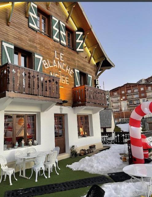 Hotel Le Blanche Neige Валбер Екстериор снимка